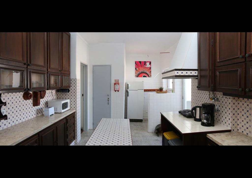 Peniche Housing | Tree The Company Apartment Room photo